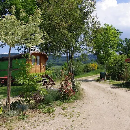 Gospodarstwo wiejskie Les Roulottes Et Du Livradois