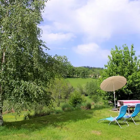 Casa rural Les Roulottes Et Du Livradois *