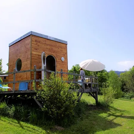 Casa rural Les Roulottes Et Du Livradois *